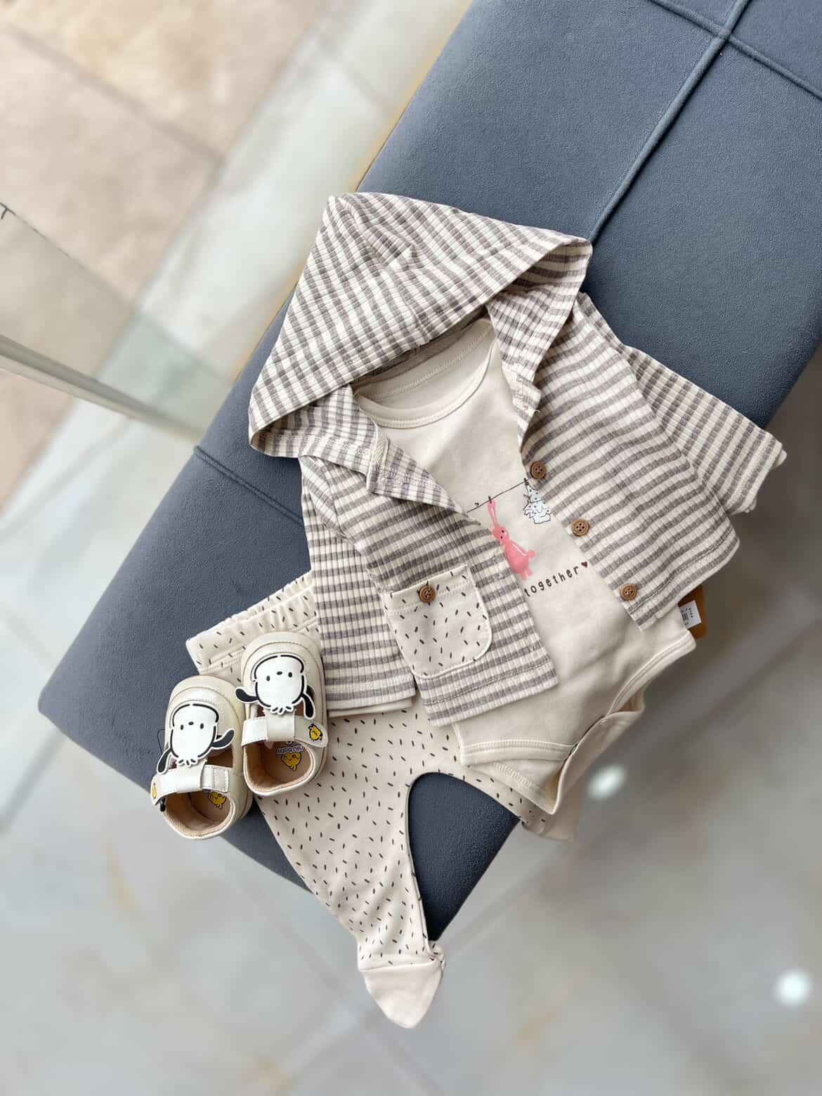 سویشرت بادی شلوار جورابی طرح نقط کد ۳۹۳